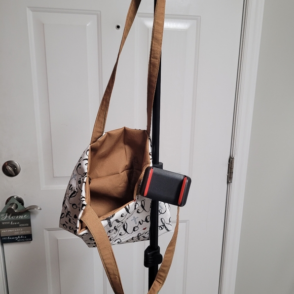 DCNC Faith & Hope Black & White Tote - Picture 5 of 13